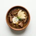 Brotsuppe (Schwarzbrot) mit Rosinen, Apfel und saurer Sahne