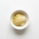 Chinakohl gedünstet, mit geriebenem Käse