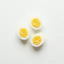 Eier gekocht, gesalzen