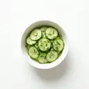 Gurkensalat mit Essigmarinade