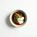 Hasenbraten mit Grundsauce dunkel/braun und saurer Sahne