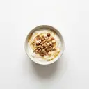 Joghurt mind. 3,5 % Fett, mit Nusszubereitung, gesüßt