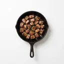 Kalb Gulasch (Bug) gebraten ohne Fett (Pfanne)