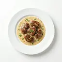 Kalbsnieren gebraten, mit Senfsauce von dunkler/brauner Grundsauce