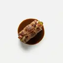 Kalbsroulade gebraten, mit Grundsauce dunkel/braun