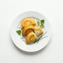 Kartoffeltaschen mit Kräuter-Frischkäse-Füllung, gebraten