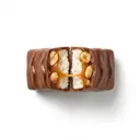 Milchschokoladen-Riegel gefüllt mit Karamell, gerösteten Erdnüssen und Candycreme