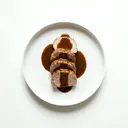 Schweinelende gebraten im Ofen, mit Grundsauce dunkel/braun