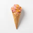 Speiseeis (Frucht, Karamell) gemischt, in Waffeltüte