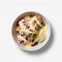 Speiseeis (Frucht, Schoko, Vanille) gemischt, mit Eierlikör