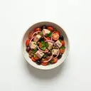 Tomaten-Thunfischsalat mit Essigmarinade