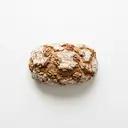 Weizenvollkornbrot mit Nüssen