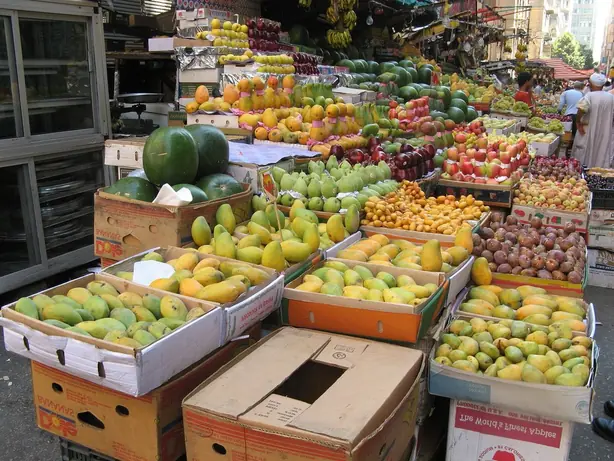 Foto von Ägyptischer Grießkuchen Harissa – fertig angerichtet