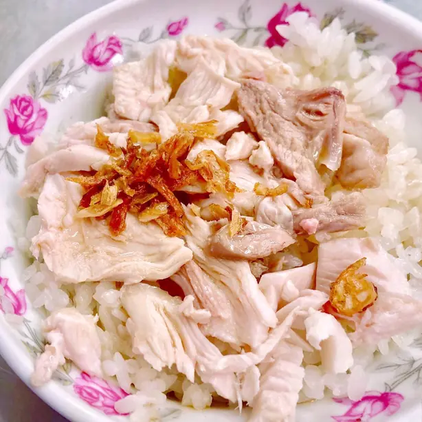 Foto von Taiwanisches Chiayi Truthahn-Reis – fertig angerichtet