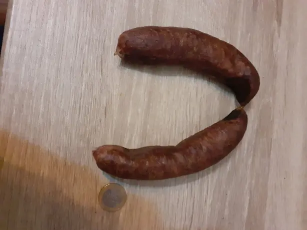 Foto von Hausgemachte Pfälzer Würstchen – fertig angerichtet