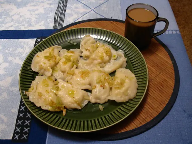 Foto von Moldauische Pilz-Maultaschen in Borș – fertig angerichtet