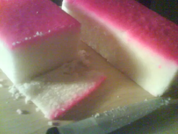 Foto von Vietnamesische Kẹo Dừa Kokosbonbons – fertig angerichtet