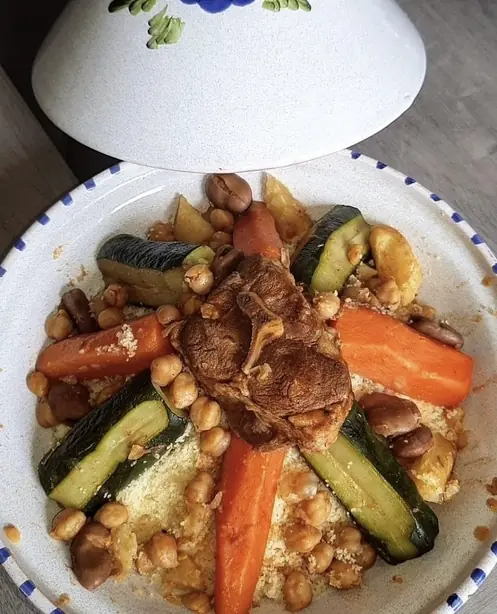 Algerian couscous from Kabylia – Foto: Slothtysloth (CC BY-SA 4.0)