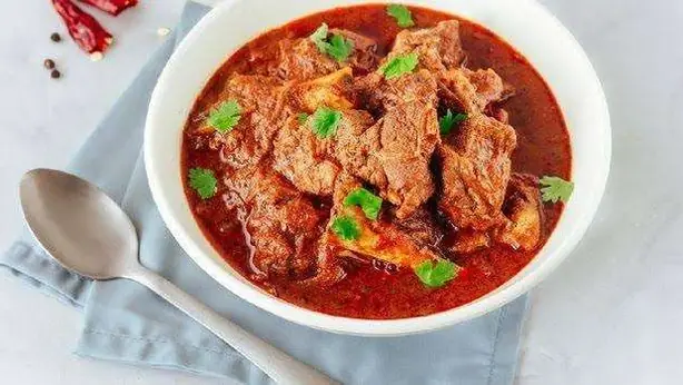 Foto von Angeun Lada – Bantens scharfe Suppe – fertig angerichtet