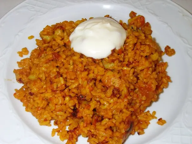 Foto von Valencianisches Arròs a banda – fertig angerichtet