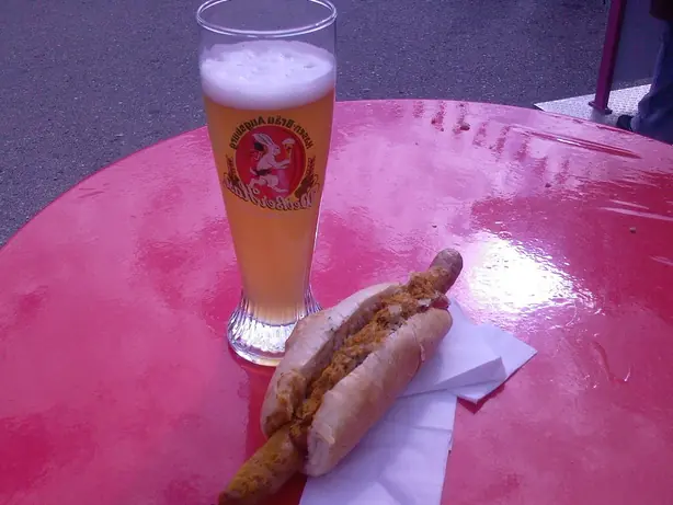 Foto von Klassische Salzburger Bosna – fertig angerichtet