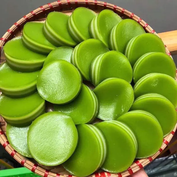 Foto von Vietnamesischer Dampfkuchen Bánh da lợn – fertig angerichtet