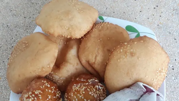 Foto von Kantonesische Salzpfannkuchen (Ham Chim Peng) – fertig angerichtet