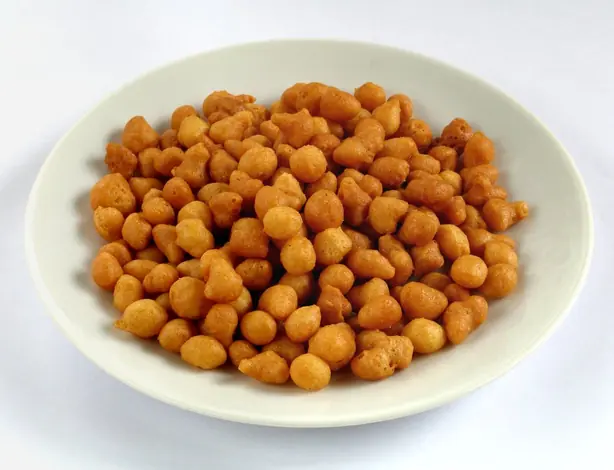 Foto von Klassische Österreichische Backerbsen – fertig angerichtet