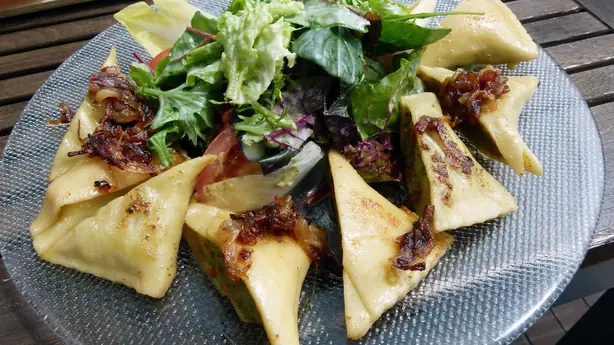 Foto von Badisches Schäufele im Weinsud – fertig angerichtet