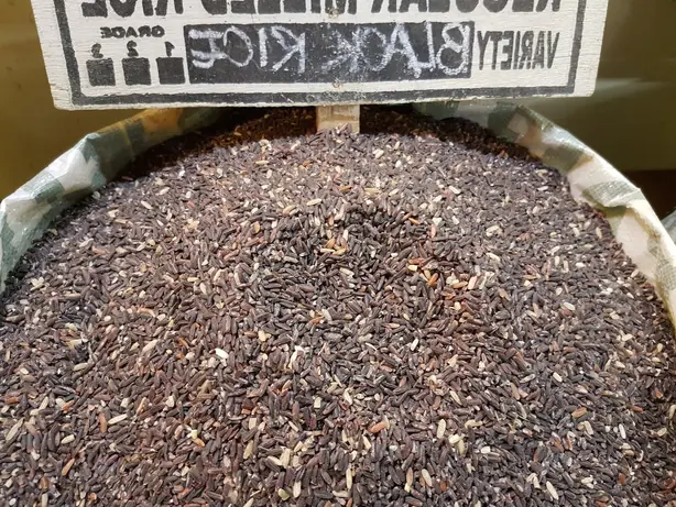 Foto von Asiatischer Schwarzer Reis mit Kokosmilch – fertig angerichtet