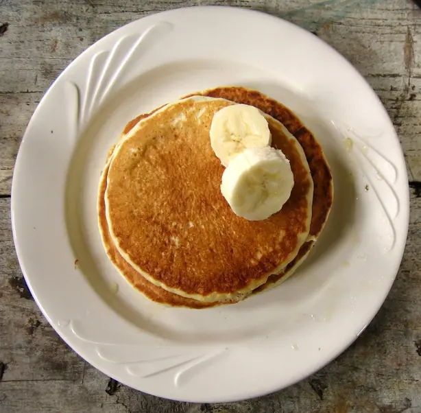 Foto von Eierpfannkuchen – fertig angerichtet