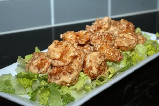 Foto von Sichuanisches Bang Bang Huhn – fertig angerichtet