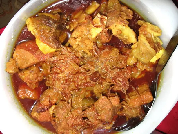 Foto von Amerikanischer Beef Brisket im Smoker – fertig angerichtet