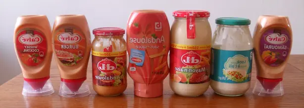 Foto von Belgische Sauce Andalouse klassisch – fertig angerichtet