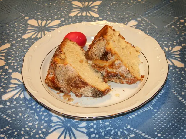 Foto von Klassische Rumänische Mămăligă – fertig angerichtet