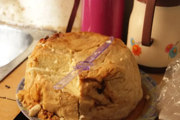 Foto von Indischer Chhena Poda klassisch – fertig angerichtet