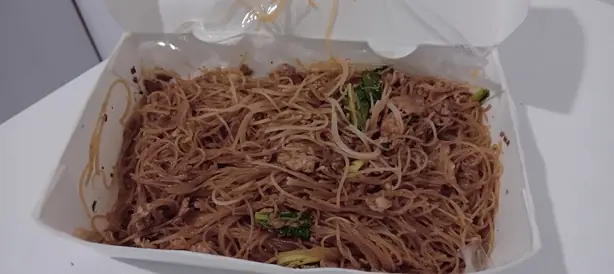 Bihun goreng vegetarian Siti Fang Fang – Foto: Cun Cun (CC BY-SA 4.0)