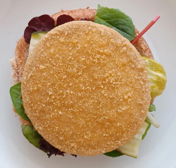 Foto von Amerikanischer Veggie-Burger klassisch – fertig angerichtet