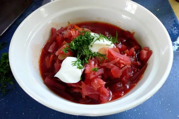Borscht with cream – Foto: Kelly Sue DeConnick (CC BY-SA 2.0)