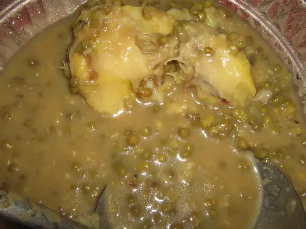 Foto von Indonesisches Mungbohnen-Porridge – fertig angerichtet