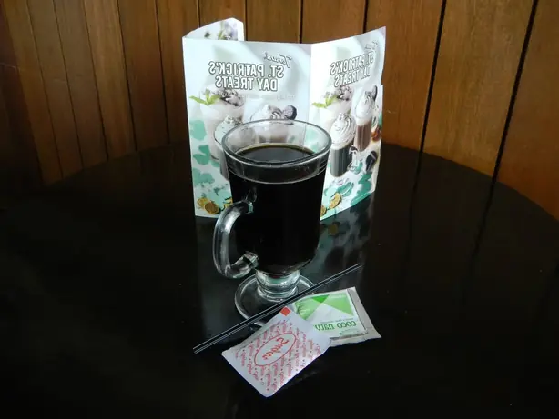 Foto von Caffè Americano Klassisch – fertig angerichtet