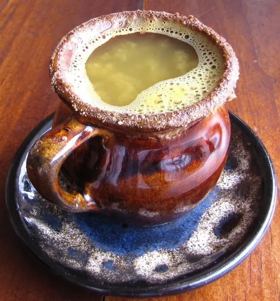 Foto von Ecuadorianischer Canelazo klassisch (2) – fertig angerichtet