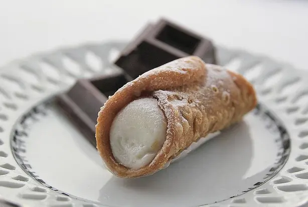 Foto von Sizilianische Cuccidati Feigenkekse – fertig angerichtet