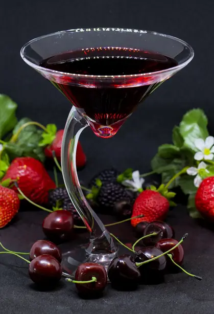 Foto von Klassischer Hausgemachter Kirschsaft – fertig angerichtet