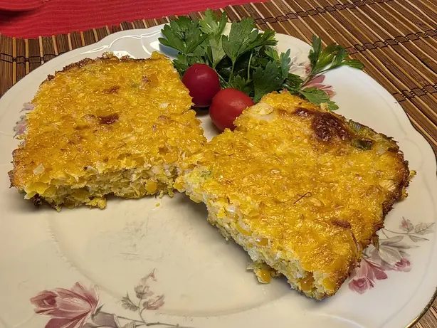 Foto von Paraguayischer Maiskuchen Chipa Guasu – fertig angerichtet