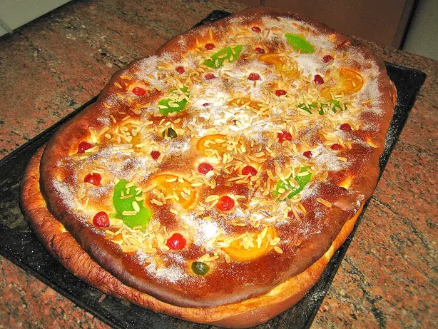 Coca de sant joan – Foto: User:Espencat (PUBLIC DOMAIN)