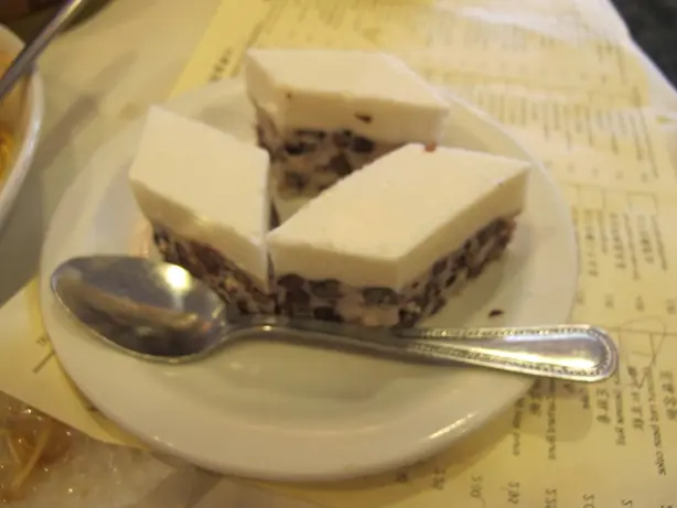 Foto von Klassische Hongkong Kokospudding-Riegel – fertig angerichtet