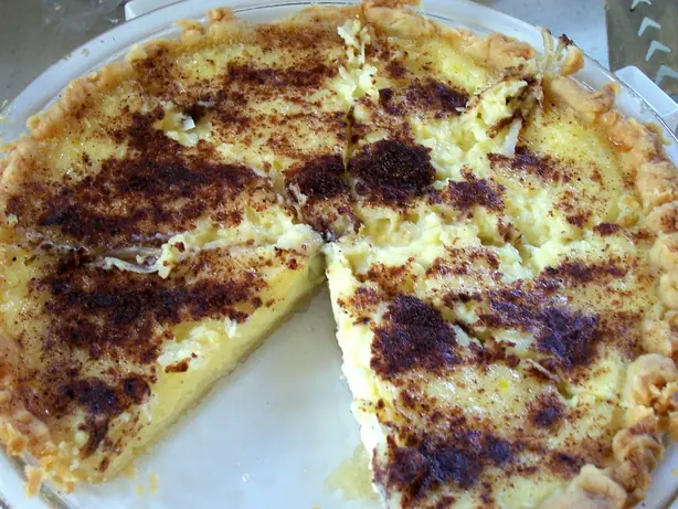 Foto von Klassischer Amerikanischer Custard Pie – fertig angerichtet