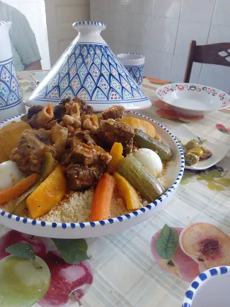 Couscous (Algérie, lieu exact non précisé) – Foto: Yasmine ziat (CC BY-SA 4.0)