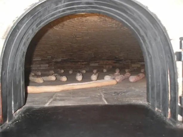 Foto von Klassisches Kubanisches Brot – fertig angerichtet